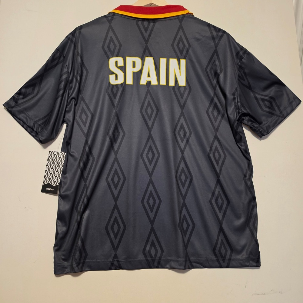 Umbro Spain Soccer Jersey Diamond Print Football 2026 Charcoal Grey Red Large - Picture 6 of 8